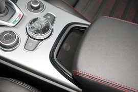 2024款阿尔法·罗密欧Stelvio