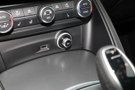 2024款阿尔法·罗密欧Stelvio