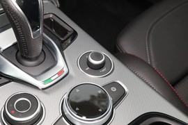 2024款阿尔法·罗密欧Stelvio