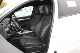 2024款阿尔法·罗密欧Stelvio