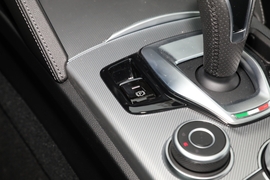 2024款阿尔法·罗密欧Stelvio