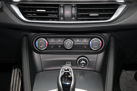 2024款阿尔法·罗密欧Stelvio