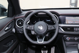 2024款阿尔法·罗密欧Stelvio