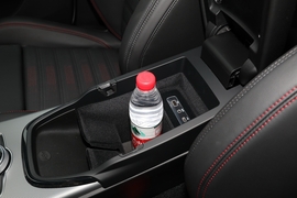 2024款阿尔法·罗密欧Stelvio