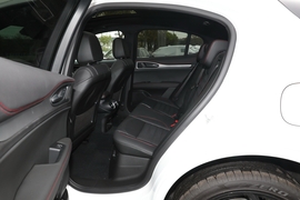 2024款阿尔法·罗密欧Stelvio