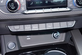 2024款奥迪A4L