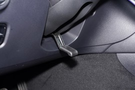 2024款奔驰C260L皓夜运动版