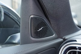 2024款奔驰C260L皓夜运动版