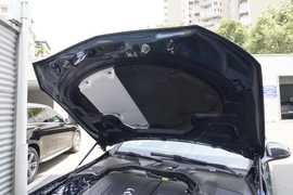 2024款奔驰C260L皓夜运动版