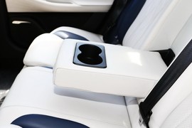 2024款奇瑞艾瑞泽8