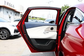 2024款奇瑞艾瑞泽8