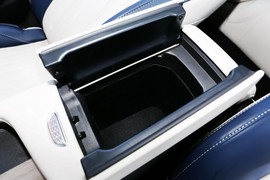 2024款奇瑞艾瑞泽8