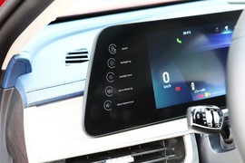 2024款奇瑞艾瑞泽8