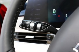 2024款奇瑞艾瑞泽8