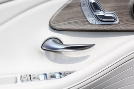 2024款奇瑞艾瑞泽8