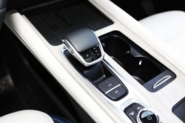 2024款奇瑞艾瑞泽8