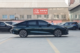 2024款奇瑞艾瑞泽8