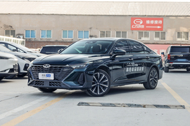 2024款奇瑞艾瑞泽8