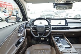 2024款奇瑞艾瑞泽8