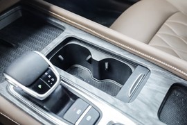 2024款奇瑞艾瑞泽8