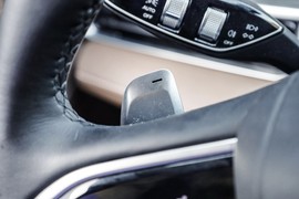 2024款奇瑞艾瑞泽8