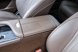 2024款奇瑞艾瑞泽8