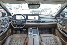 2024款奇瑞艾瑞泽8