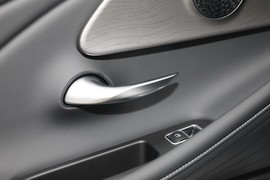 2024款奇瑞艾瑞泽8