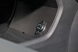 2024款奇瑞艾瑞泽8