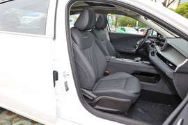 2024款奇瑞艾瑞泽8