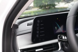 2024款奇瑞艾瑞泽8