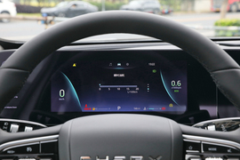 2024款奇瑞艾瑞泽8