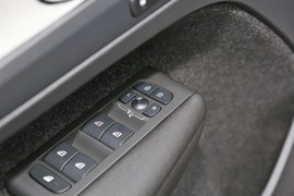 2024款沃尔沃XC40