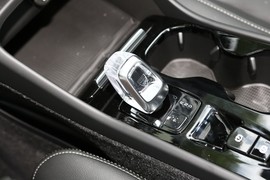 2024款沃尔沃XC40