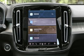 2024款沃尔沃XC40