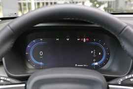 2024款沃尔沃XC40