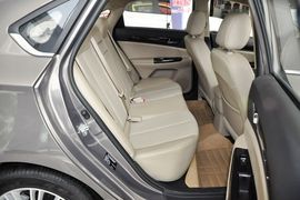 2014款长安逸动1.6L手动尊贵型