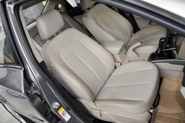 2014款长安逸动1.6L手动尊贵型