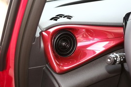 2025款比亚迪海豚