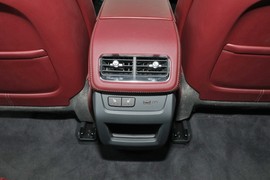 2025款凯迪拉克XT5