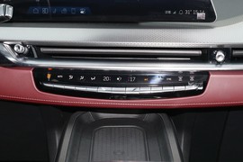 2025款凯迪拉克XT5