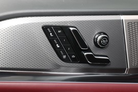 2025款凯迪拉克XT5
