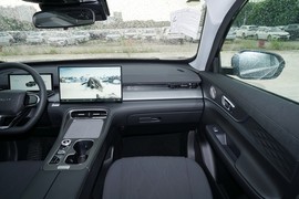 2025款奇瑞瑞虎8