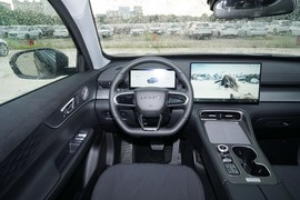 2025款奇瑞瑞虎8