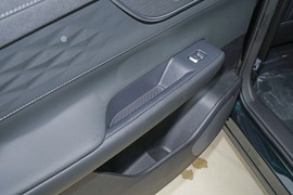 2025款奇瑞瑞虎8