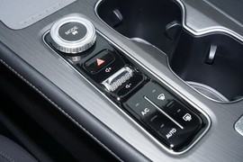 2025款奇瑞瑞虎8