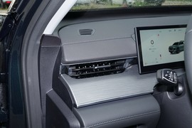 2025款奇瑞瑞虎8