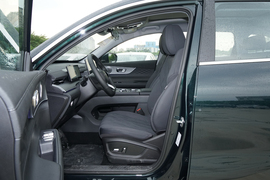 2025款奇瑞瑞虎8