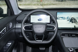 2025款奇瑞瑞虎8