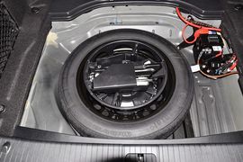 2014款奔驰E260L豪华型
